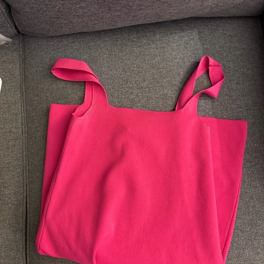 Zara Dress - Picture 3 of 4